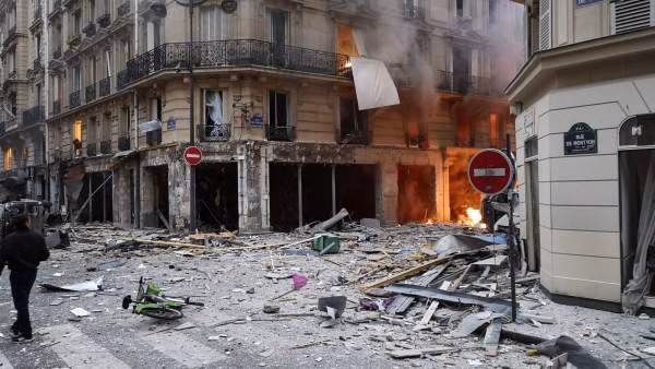 Varios heridos tras una explosión en una panadería del centro de París