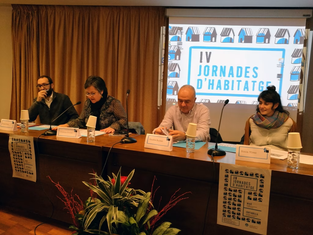 El Consell ultima un proyecto piloto de alquiler de pisos ético