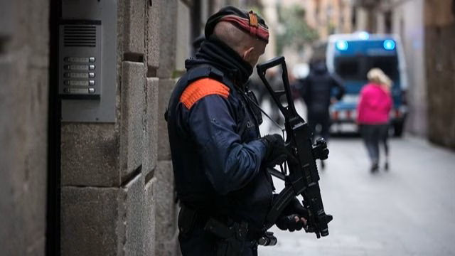 Detenido un francotirador que planeaba matar a Pedro Sánchez