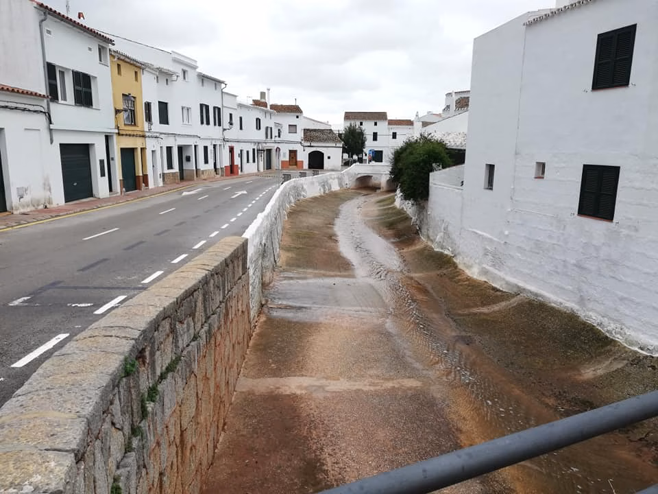 Vuelve la normalidad a las carreteras de Es Mercadal