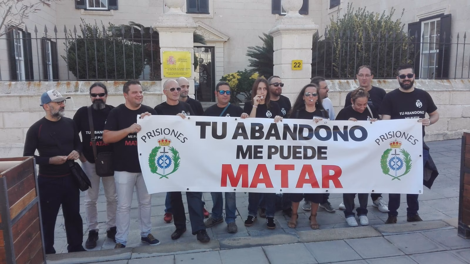 Los funcionarios de prisiones van a la huelga