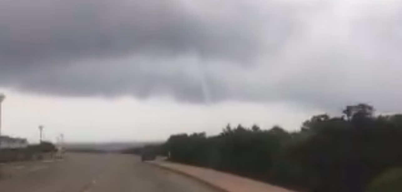 (Vídeo) Un espectacular "cap de fibló" visto desde Ciutadella