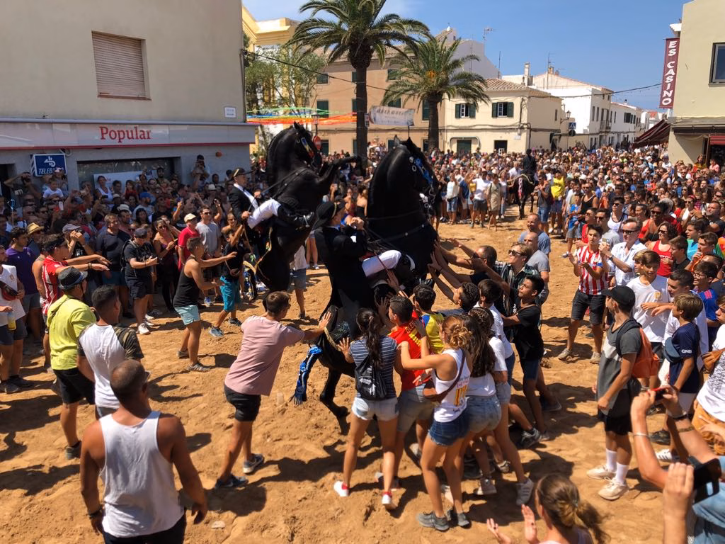 (Vídeo y fotos) Sant Climent, sudor y fiesta