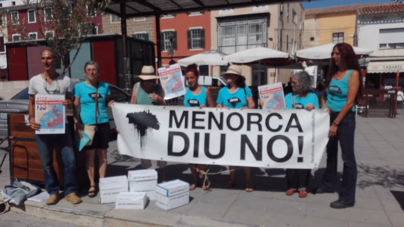 Entrega de las alegaciones contra las prospecciones petrolíferas MedSalt-2