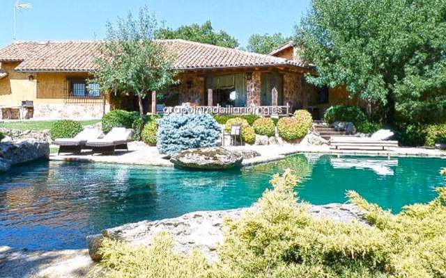 La red arde con el chalet de 600.000 euros de Pablo Iglesias e Irene Montero