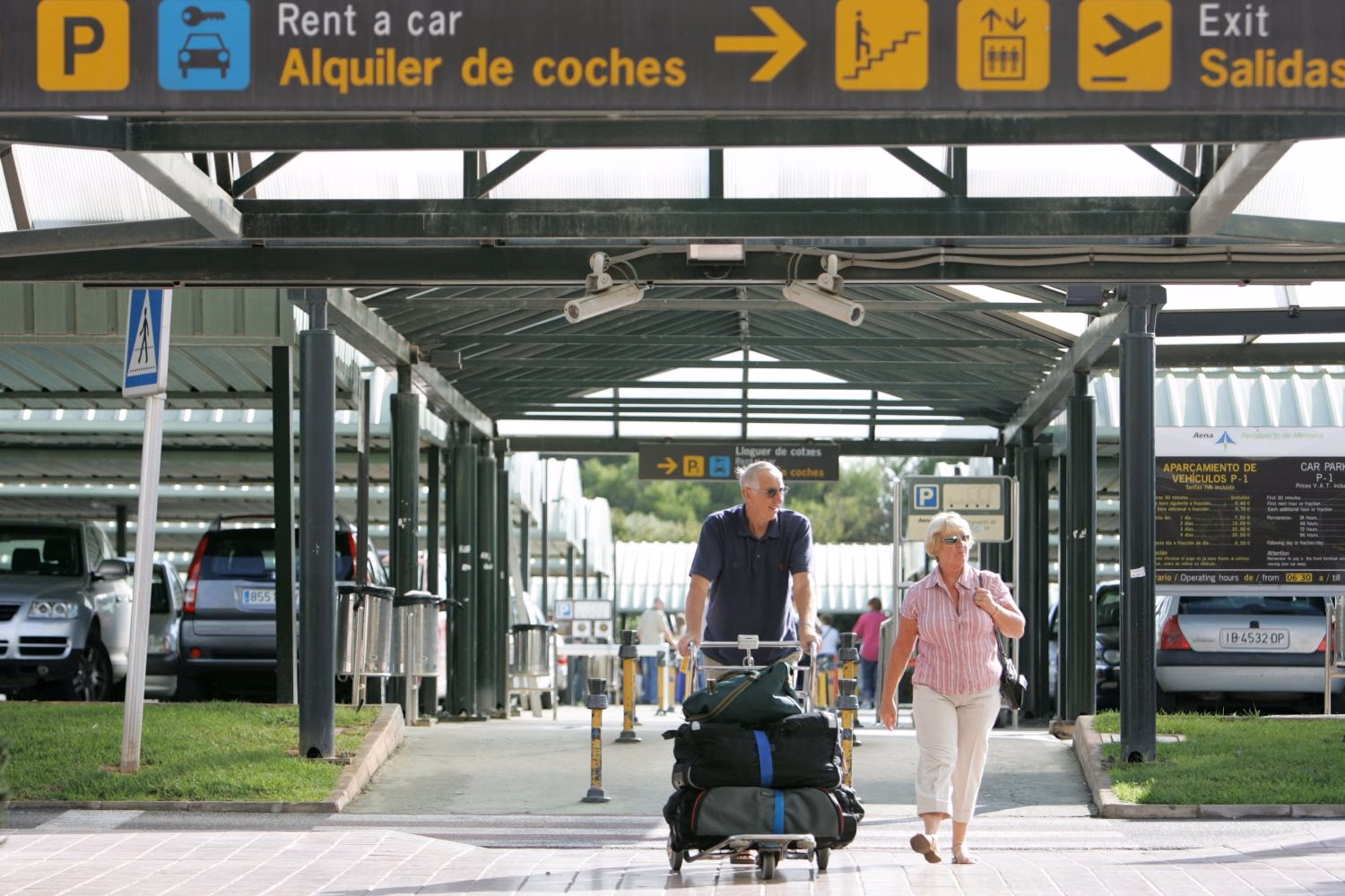 Más de 35.000 viajeros pasarán por el Aeropuerto de Menorca hasta el lunes