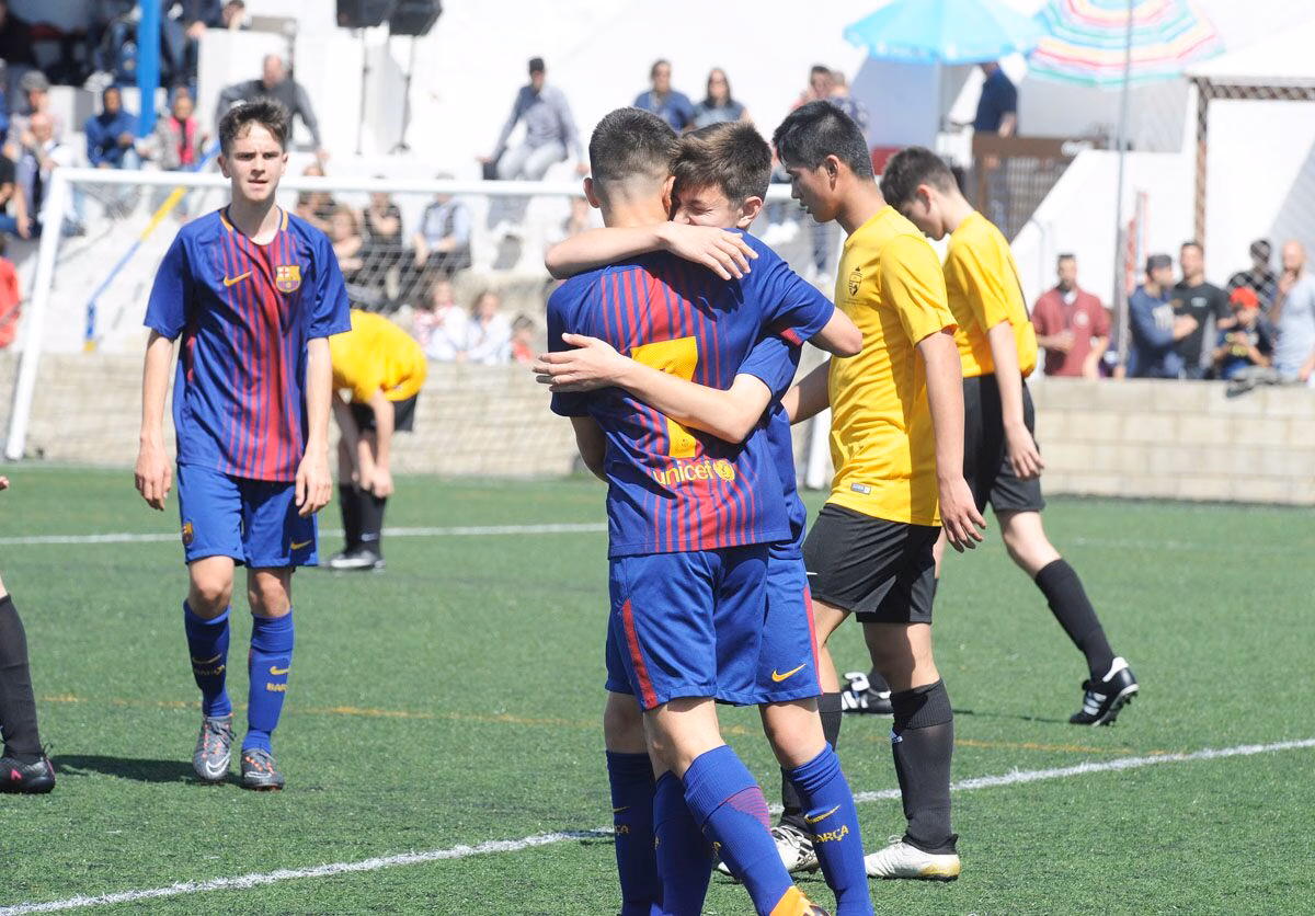 (Fotos) La Mecup avanza al ritmo del gol