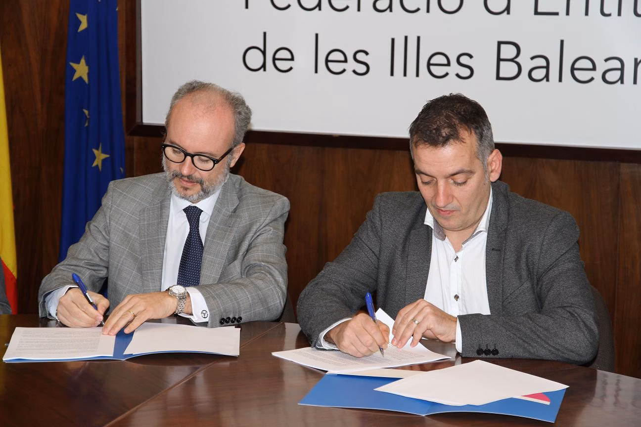 Ningún hogar sin suministro eléctrico en Menorca