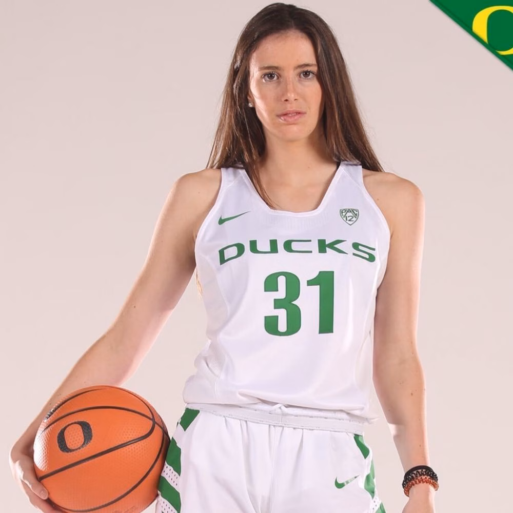 (Vídeo) La canasta de una "menorquina" que han visto más de 1 millón de personas