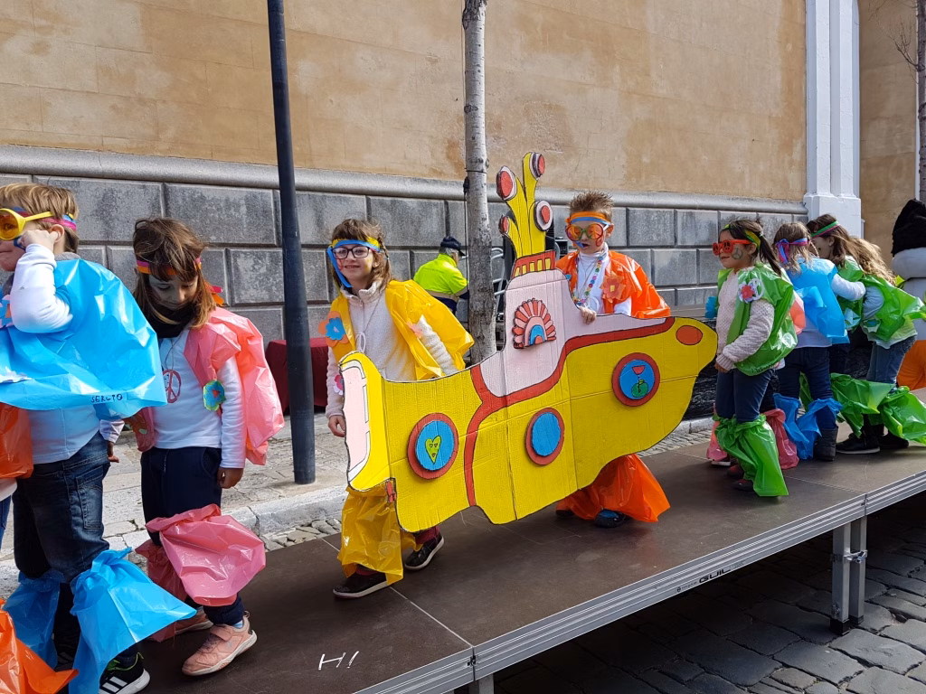 (Fotos) Diversión y disfraces en Maó