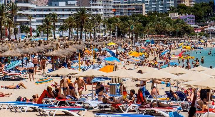 El Govern quiere menos peso del turismo en la economía en favor de la industria