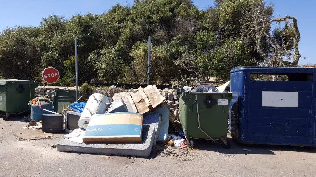 El Govern aprueba 28.000 euros para mejorar el tratamiento de residuos en Sant Lluís y Ciutadella