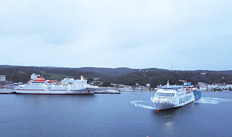 El puerto de Ciutadella, cerrado al tráfico por el temporal