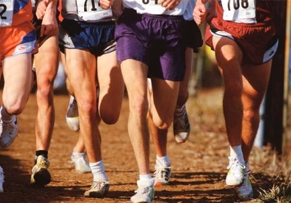 Roberto Ledesma y Laura Juanico ganan en Es Pinaret