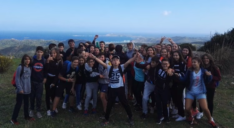 (La foto) Alumnos de 2º de ESO de La Salle Maó visitan el castell de Santa Àgueda