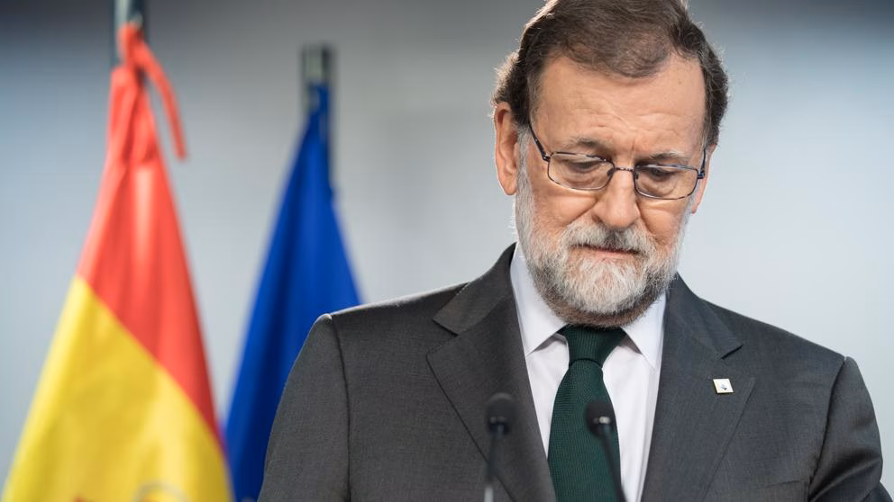 Rajoy cesará a todo el Govern y convocará elecciones en Catalunya