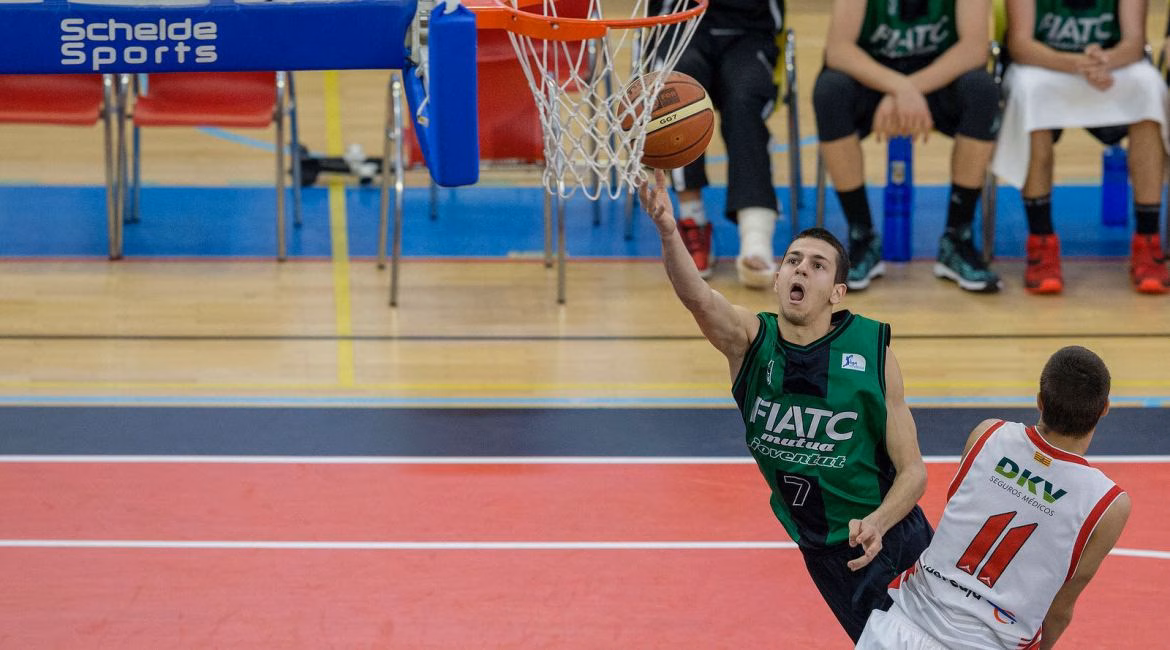 Quim Salvans, talento para el Bàsquet Menorca