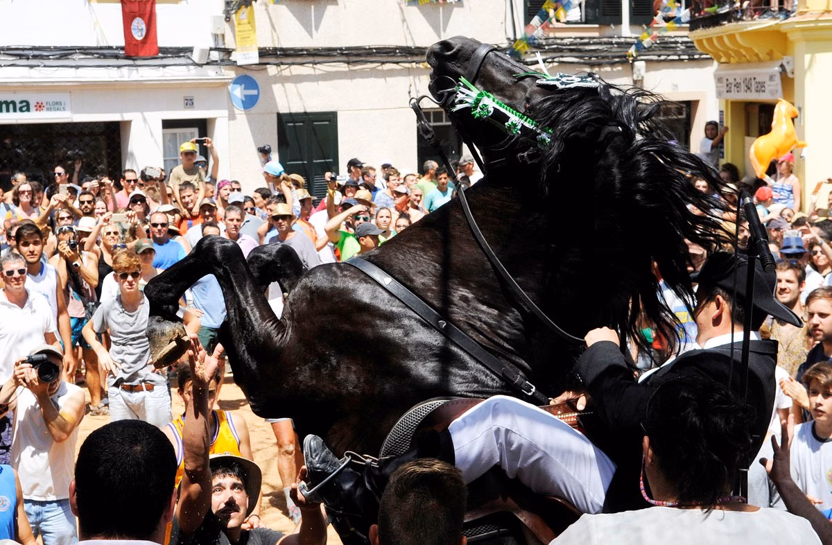 (Fotos) Sant Cristòfol inunda Es Migjorn de alegría