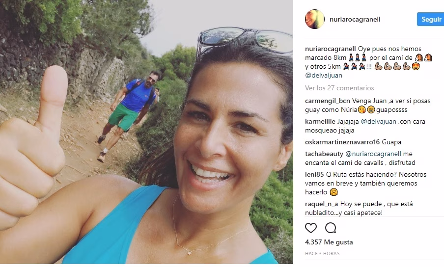 Núria Roca de excursión por el Camí de Cavalls