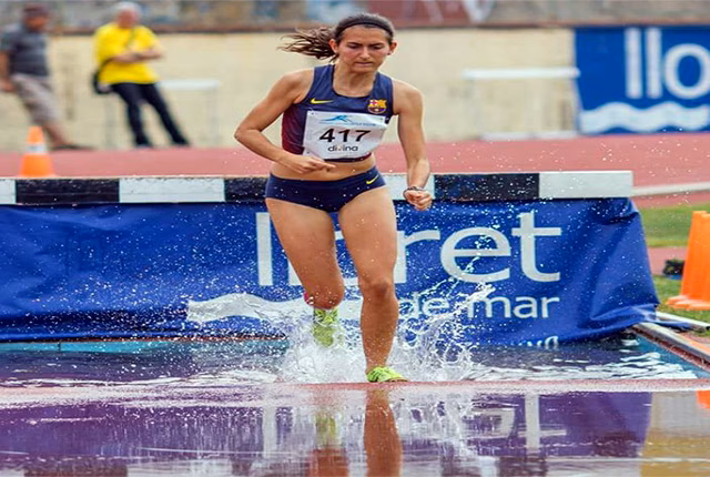 Marina Bagur logra su mejor marca en 3.000 obstáculos y obtiene la mínima para el Nacional