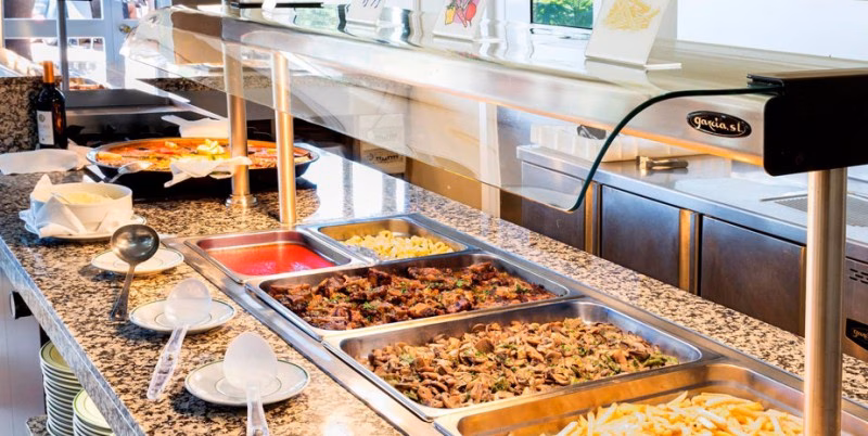 La Guardia Civil investiga en las islas una trama de estafas de turistas británicos a hoteles