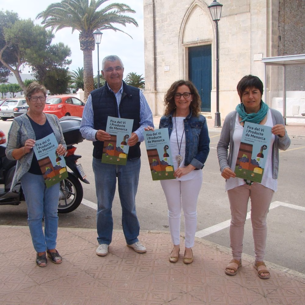 Todo a punto para la Feria del vino de Llucmaçanes