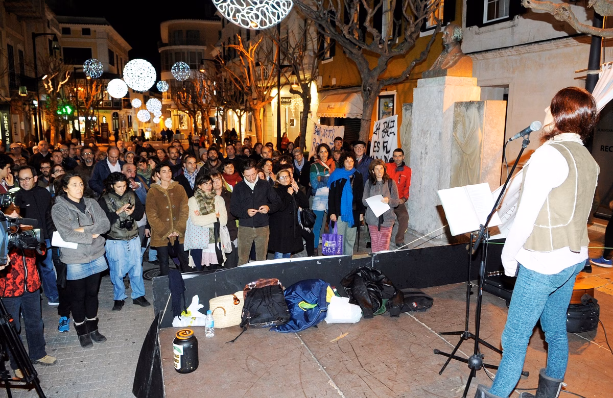 Una voz menorquina de 13 años por la paz