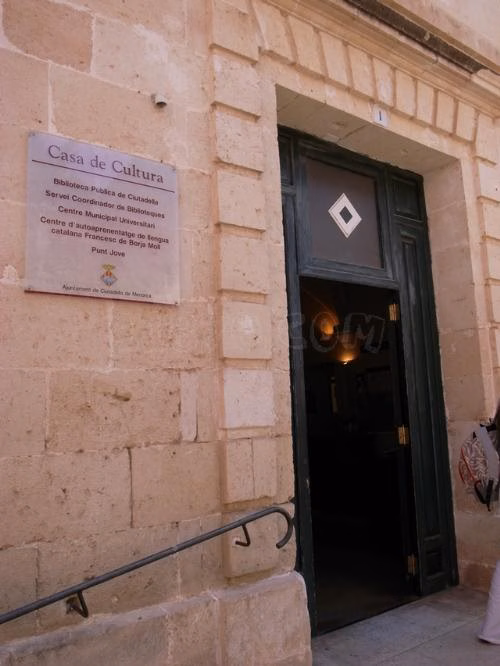 Ciutadella amplía su biblioteca municipal