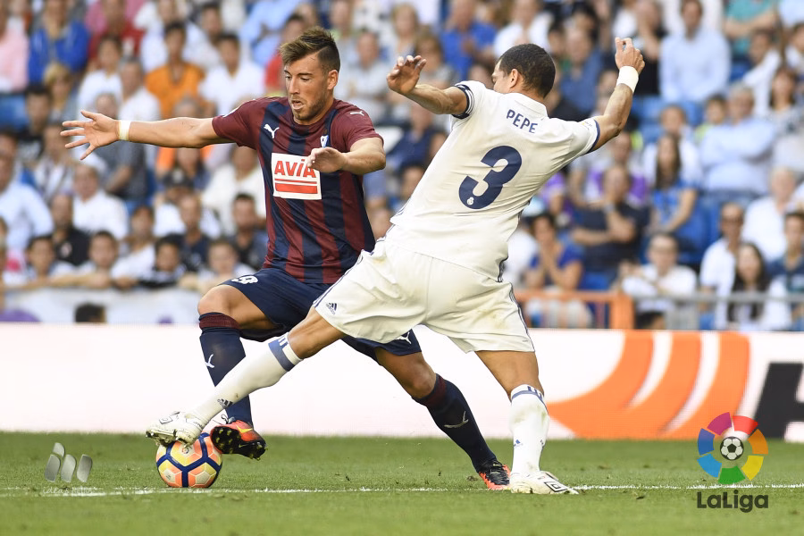 (Fotos) Gesta del Eibar de Sergi Enrich en el Bernabéu