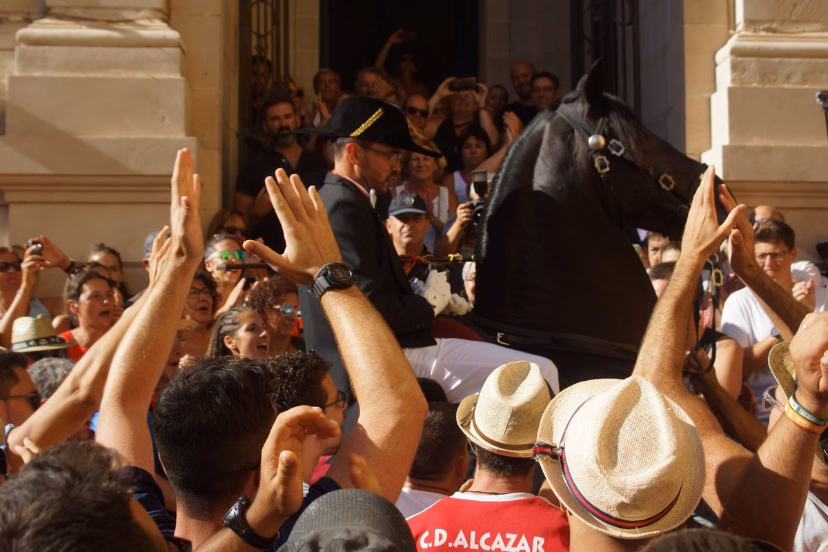 Maó ya vive la fiesta