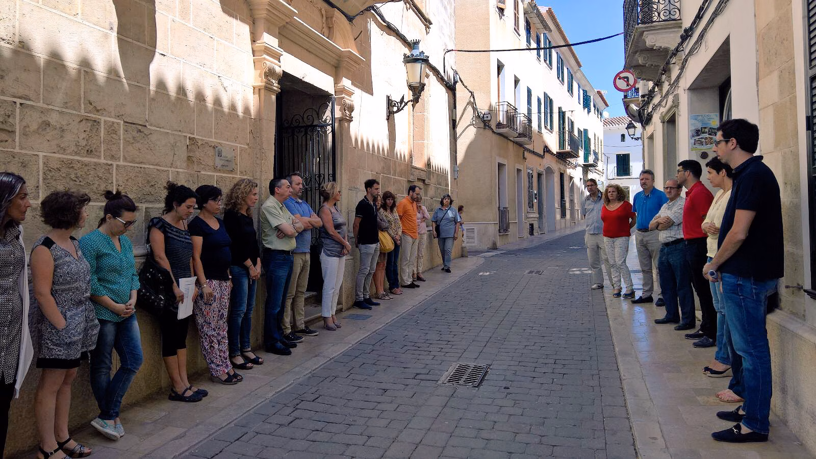 Minuto de silencio en las instituciones de Menorca por el atentado de Niza