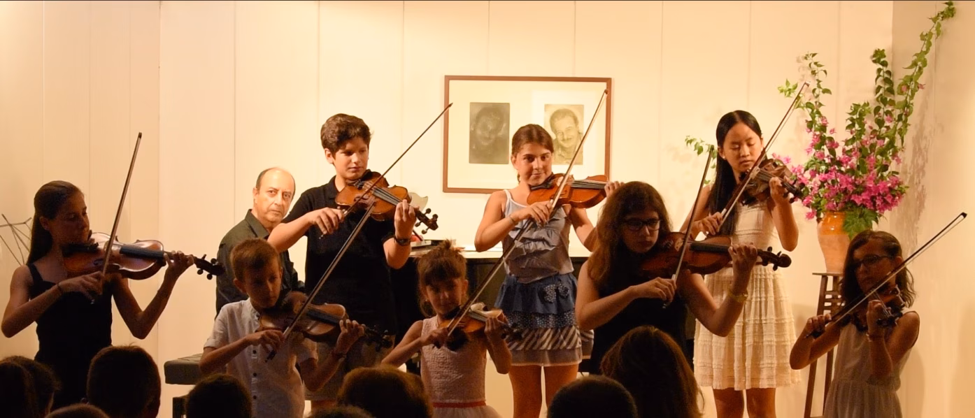 Ensemble de prometedores virtuosos en el 'Espai Rotger'