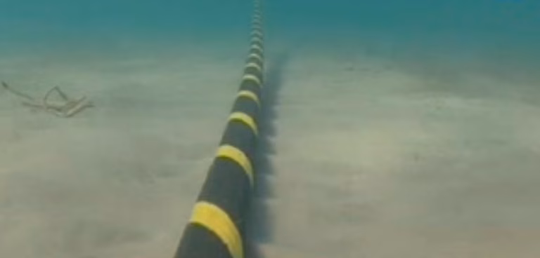 Red Eléctrica Española indica que el vertido de Cala en Bosch empezó el viernes