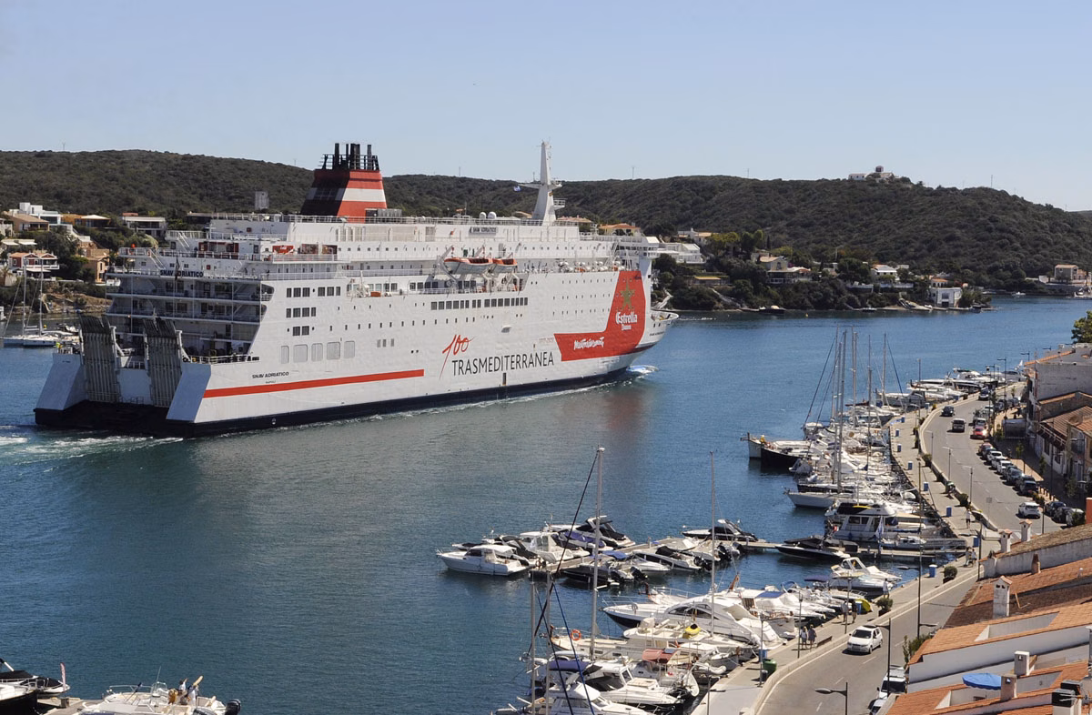 Trasmediterránea unirá Alcúdia y Ciutadella este mismo mes