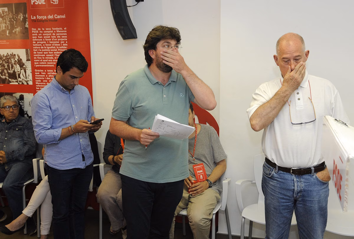 El PSOE critica a Podemos mientras se muestra "moderadamente satisfecho"
