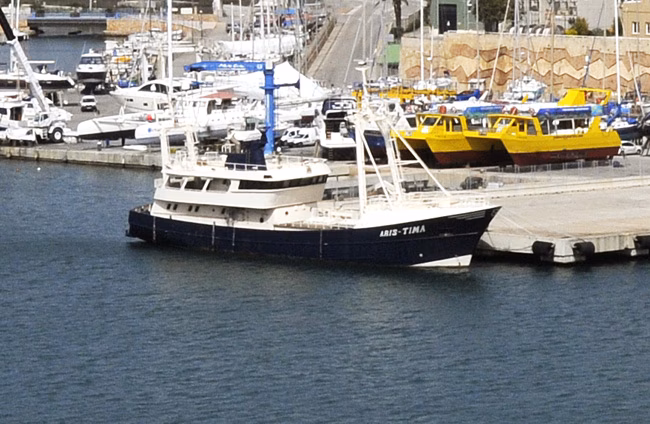 493.000 euros para comprar el "Aris-tima": un buque siniestrado en el Puerto de Maó