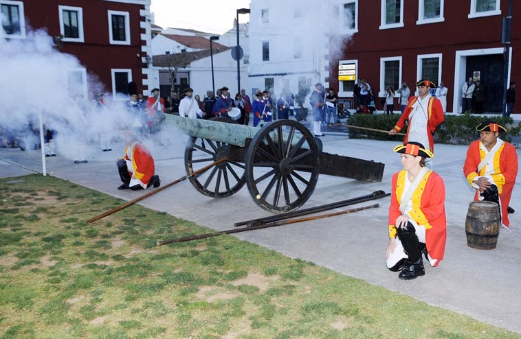 Es Castell revive este domingo la entrega de Menorca a España