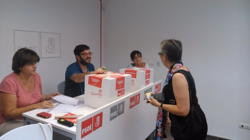 317 militantes del PSOE deben votar sobre elpacto con Ciudadanos