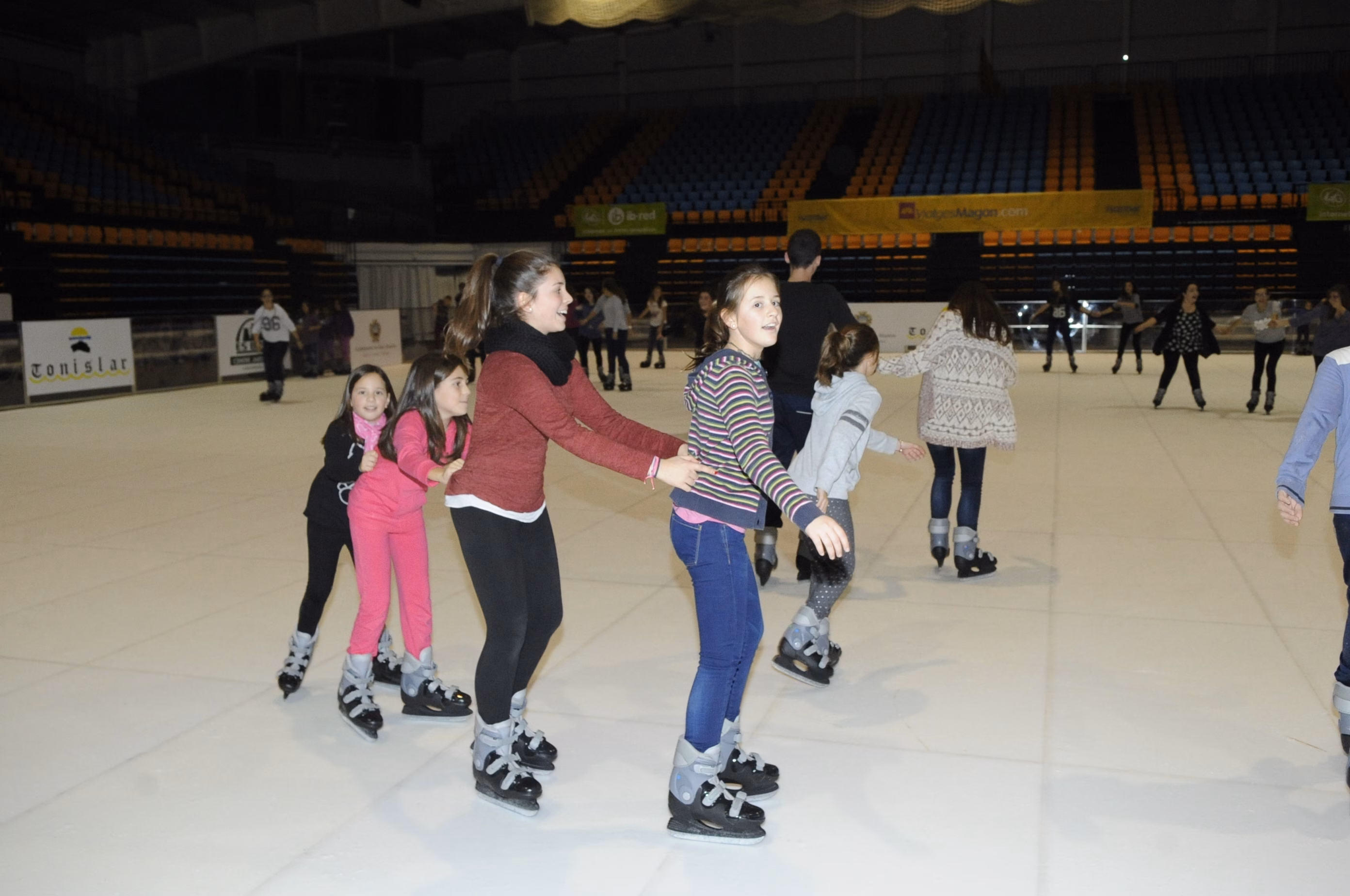 Dos pistas de hielo para las navidades