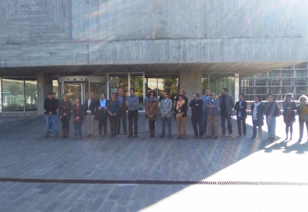 Menorca se suma al dolor por las muertes en París