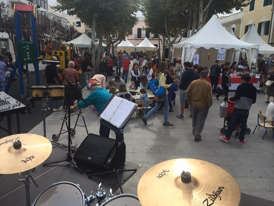 Alaior celebra su cuarta "Fireta de Tardor"