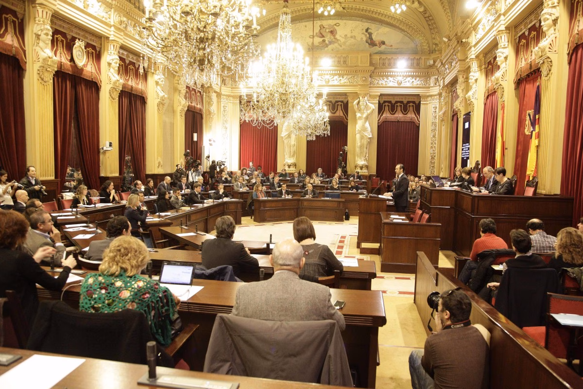 El caso Fernández Terrés se finiquita este martes en el pleno del Parlament
