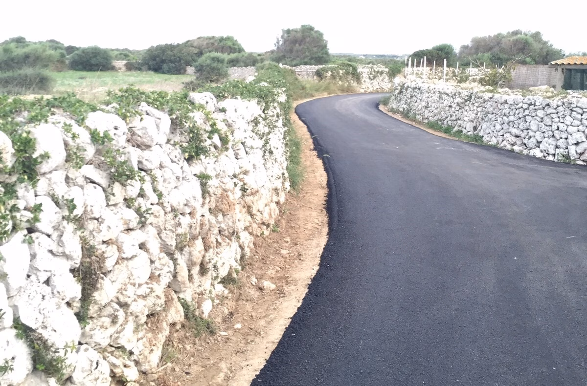 Alaior acondiciona sus caminos rurales