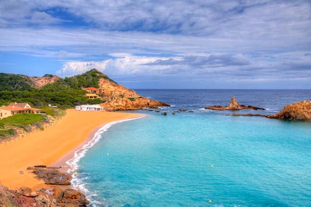 Tres playas de Menorca, entre las 20 mejores de España