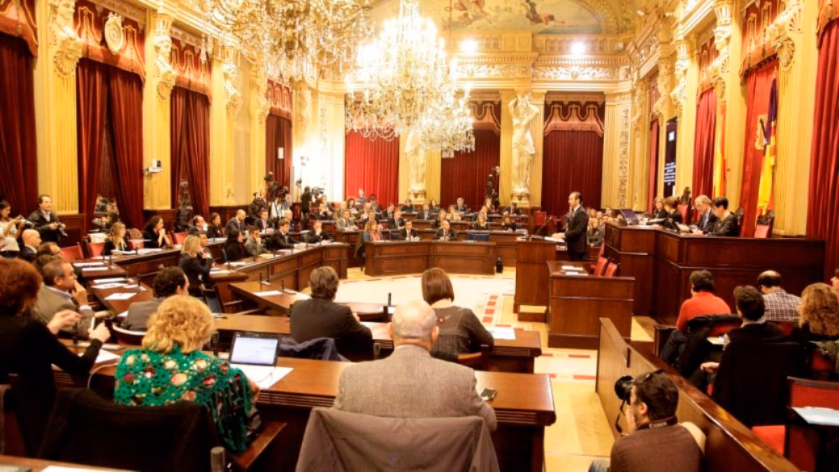 Més per Menorca pide eliminar el aforamiento de los cargos públicos de Balears