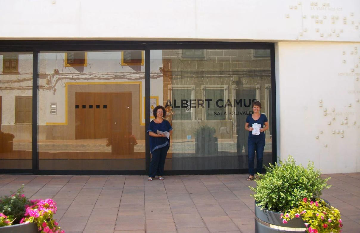 Sant Lluís quiere "mejorar y consolidar" el funcionamiento de su Sala Albert Camus