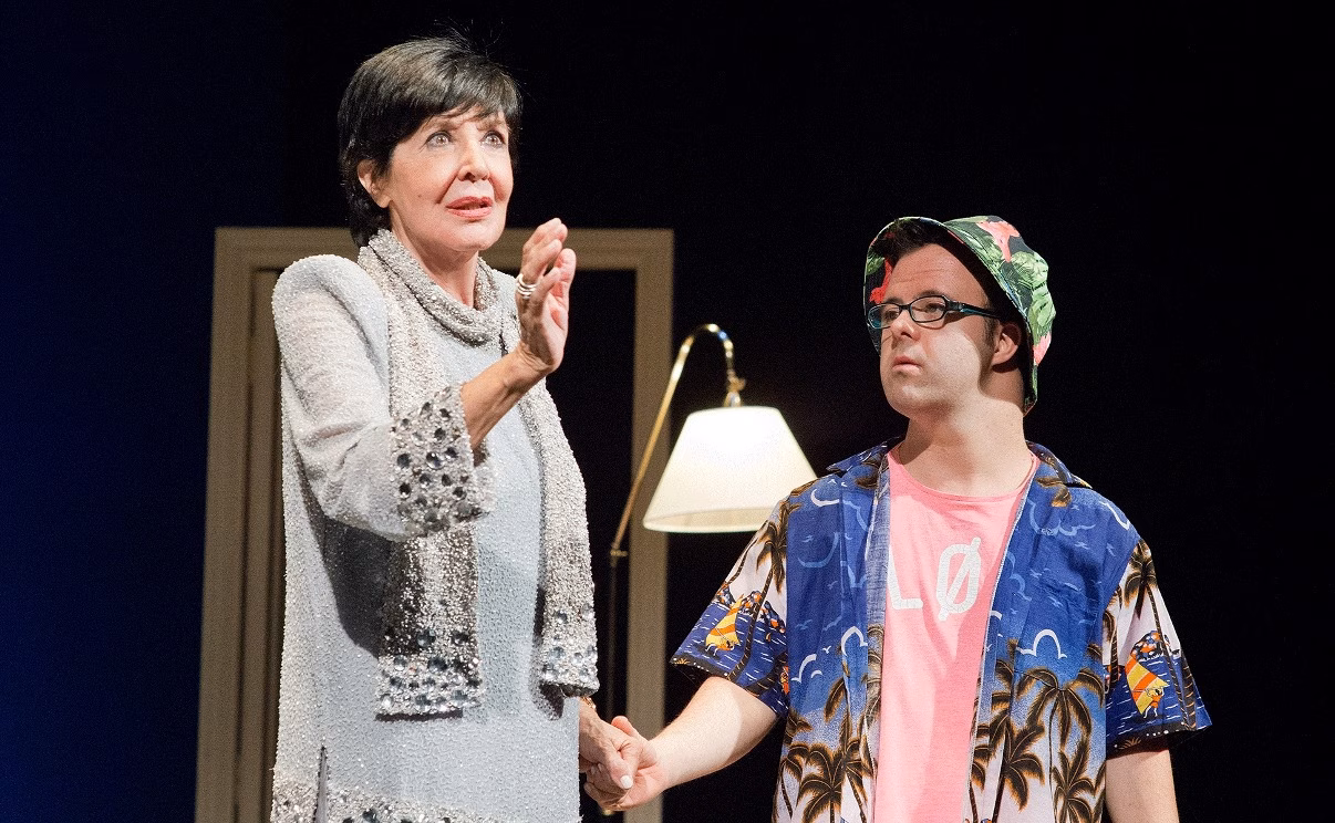 Concha Velasco cumple su promesa y regresa al Principal