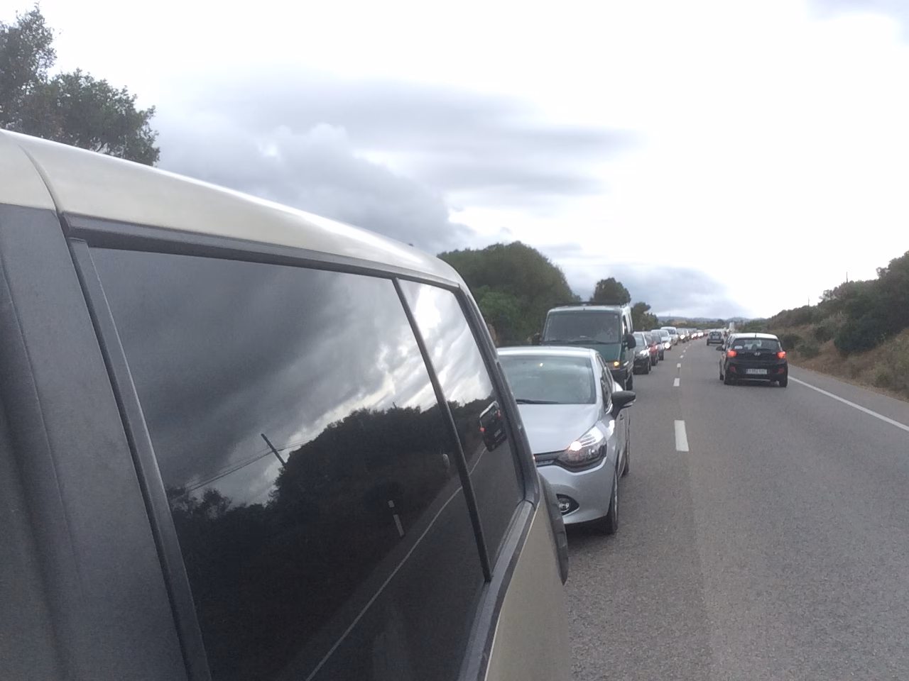 Un accidente en Ciutadella provoca grandes atascos