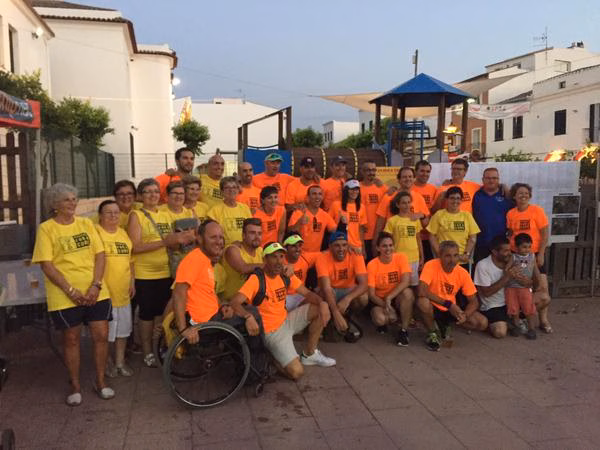 Multitud solidaria en El Toro