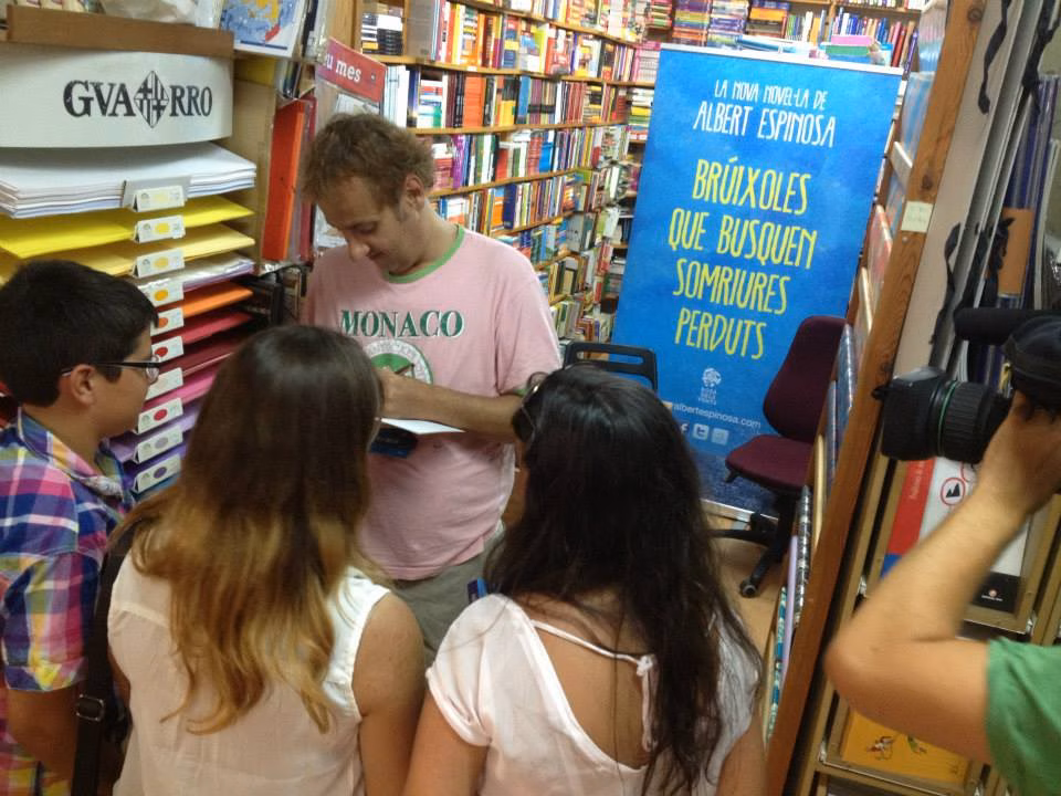 Albert Espinosa adelanta su firma de libros en Menorca y estará el 29 de junio